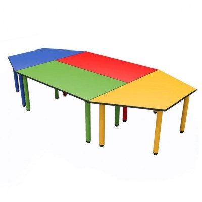 4 Parçadan Oluşan Trapez Masa: Anaokulu ve Kreşler İçin Modern ve Fonksiyonel Çözüm