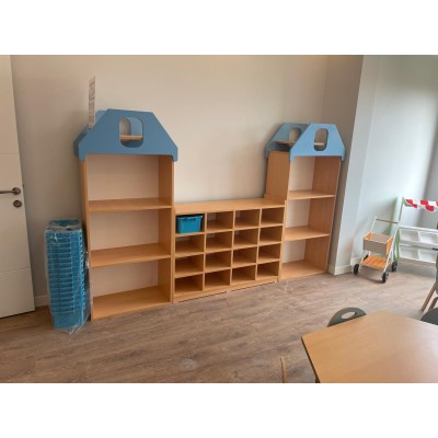 Raflı Ve Çatılı Modern Dolap Seti