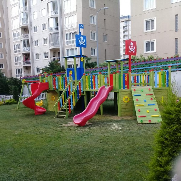 Anaokulu Gemi Oyun Parkı Modeli